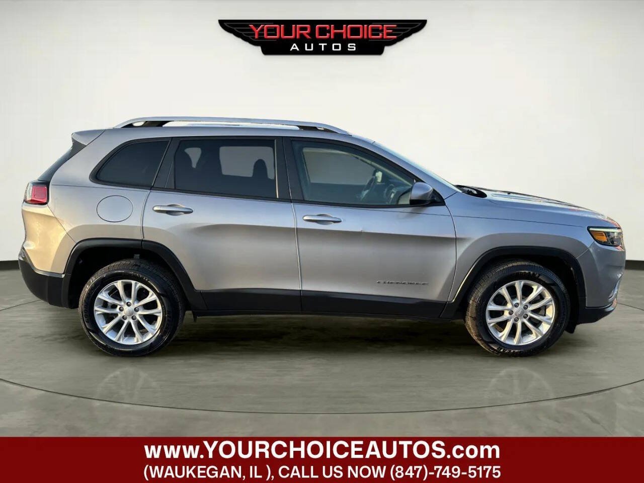 Used 2020 Jeep Cherokee Latitude FWD image 6
