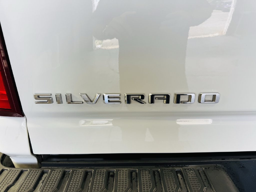 Used 2022 Chevrolet Silverado 2500 LTZ w/ LTZ Premium Package RWD image 28