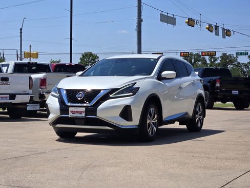 Used 2021 Nissan Murano S FWD image 2