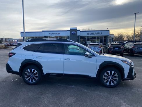 Certified 2025 Subaru Outback Touring XT w/ Popular Package #2 image 1