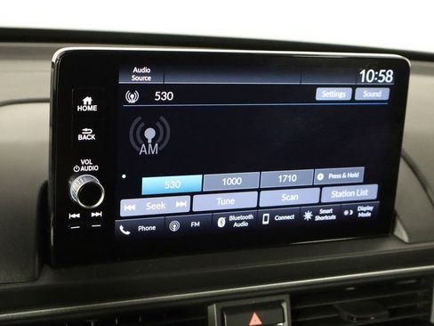 Used 2025 Honda Pilot EX-L image 33