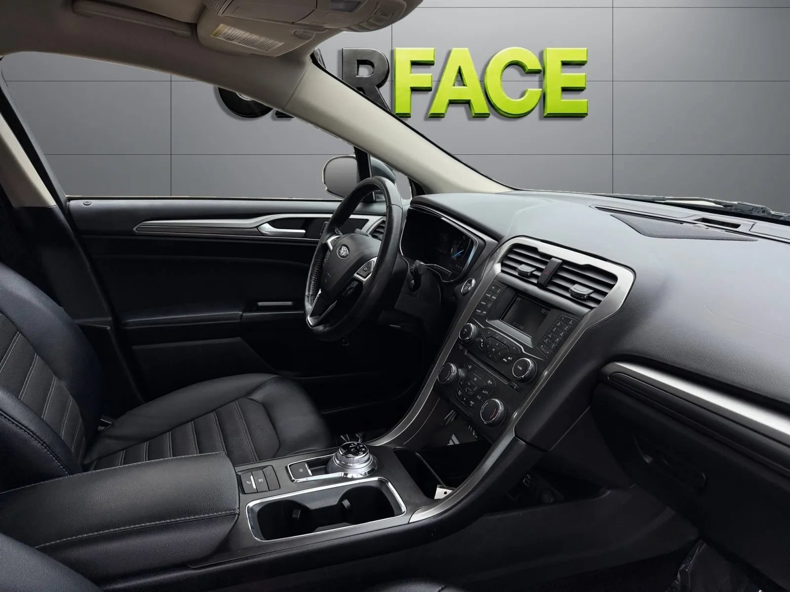 Used 2017 Ford Fusion SE w/ Equipment Group 601A FWD image 23