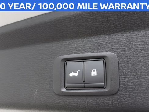 Used 2025 Mitsubishi Outlander SE AWD/4WD image 25