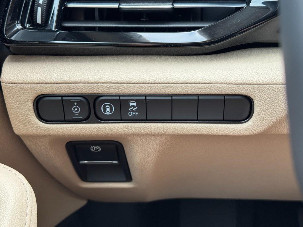 Certified 2026 Acura MDX SH-AWD image 23
