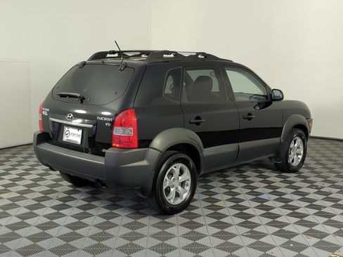 Used 2009 Hyundai Tucson SE image 7