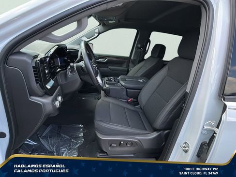 Certified 2025 GMC Sierra 1500 Elevation RWD image 12