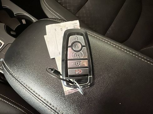 Used 2024 Ford Escape Active AWD/4WD image 21