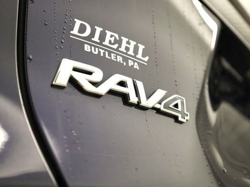 Certified 2022 Toyota RAV4 Limited image 40