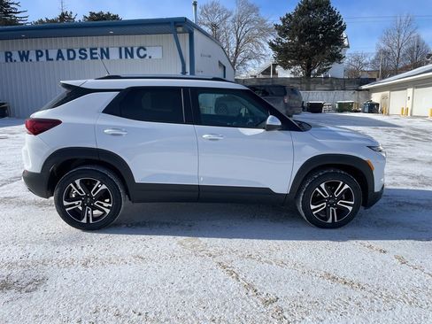 New 2026 Chevrolet TrailBlazer LT w/ LPO, Blackout Package image 17