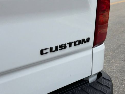 Used 2025 Chevrolet Silverado 1500 Custom Trail Boss w/ Turbomax Blackout Package AWD/4WD image 26