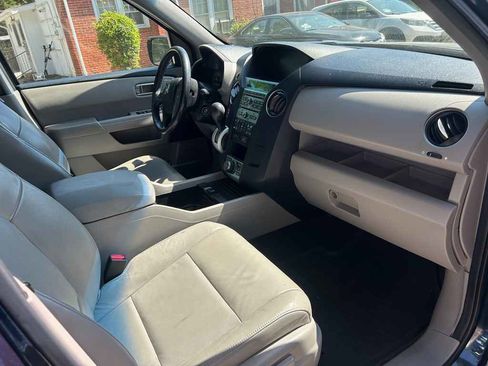 Used 2011 Honda Pilot Touring image 15