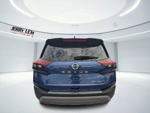 Used 2021 Nissan Rogue SL w/ Premium Package image 4