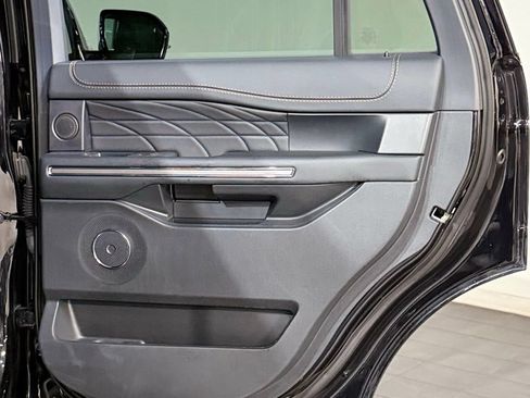 Used 2022 Ford Expedition Platinum AWD/4WD image 54