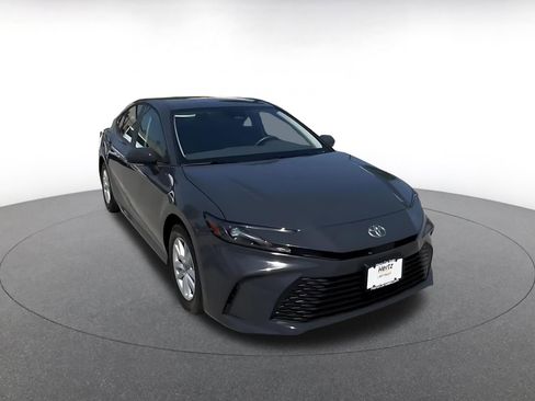 Used 2025 Toyota Camry LE FWD image 3