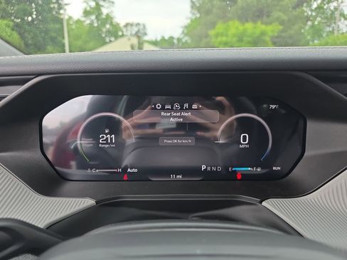 New 2026 Jeep Cherokee Laredo AWD/4WD image 18