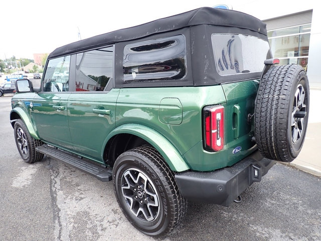 Used 2023 Ford Bronco Outer Banks AWD/4WD image 3