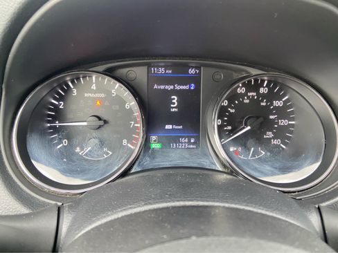 Used 2018 Nissan Rogue S AWD/4WD image 20