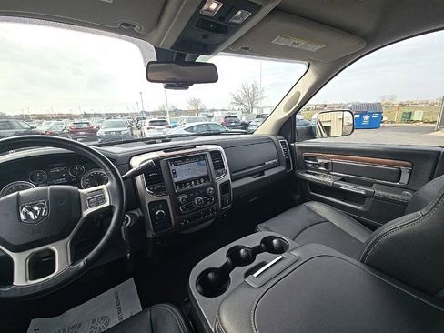 Used 2017 RAM 2500 Laramie image 29