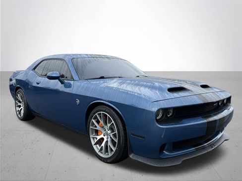Used 2020 Dodge Challenger SRT Hellcat w/ Plus Package image 4