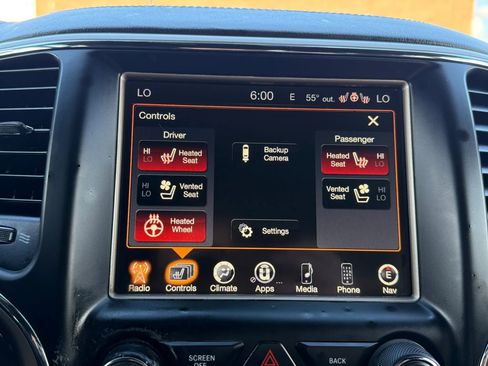 Used 2017 Jeep Grand Cherokee Overland image 34