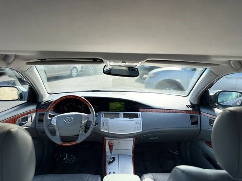Used 2005 Toyota Avalon Limited FWD image 21
