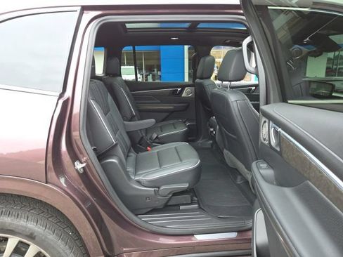 Used 2025 Buick Enclave Avenir w/ Super Cruise Package AWD/4WD image 59