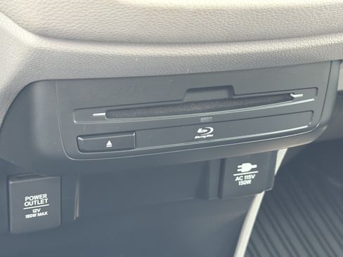 Used 2019 Honda Odyssey Elite image 20