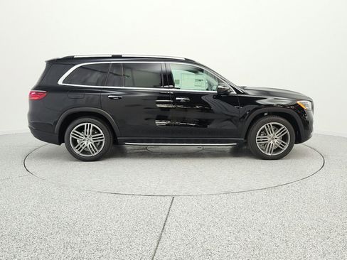 New 2026 Mercedes-Benz GLS 450 4MATIC image 4