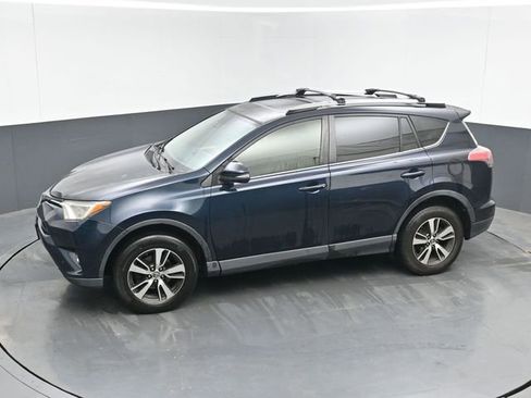 Used 2017 Toyota RAV4 XLE AWD/4WD image 20