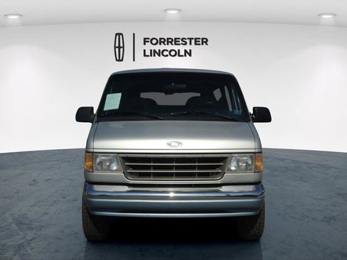 Used 1994 Ford E-350 and Econoline 350 Chateau RWD image 8