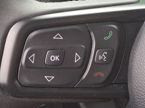 Used 2025 Jeep Wrangler Unlimited Rubicon 4xe w/ Convenience Group AWD/4WD image 21