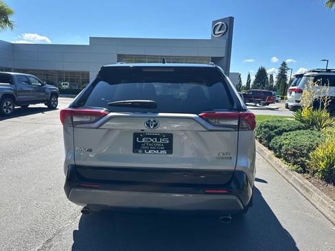 Used 2021 Toyota RAV4 XSE AWD/4WD image 6