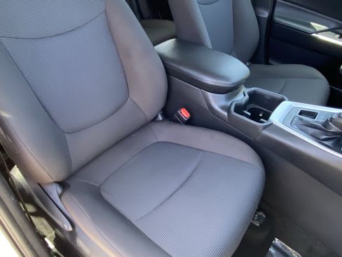 Certified 2022 Toyota RAV4 LE image 11