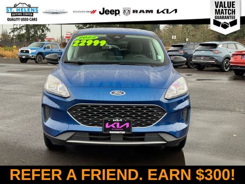 Used 2022 Ford Escape SE FWD image 12