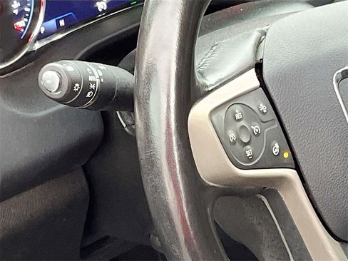 Used 2020 GMC Acadia Denali w/ GMC Pro Grade Package image 10