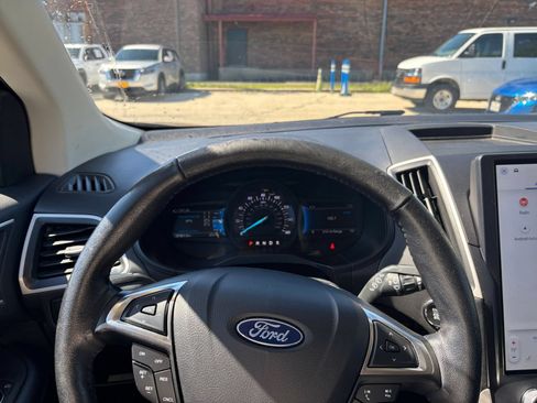 Used 2023 Ford Edge SEL AWD/4WD image 34