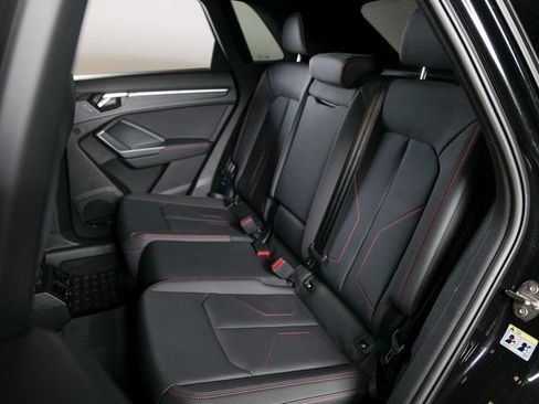 Certified 2025 Audi Q3 2.0T Premium Plus w/ Premium Plus Package AWD/4WD image 11