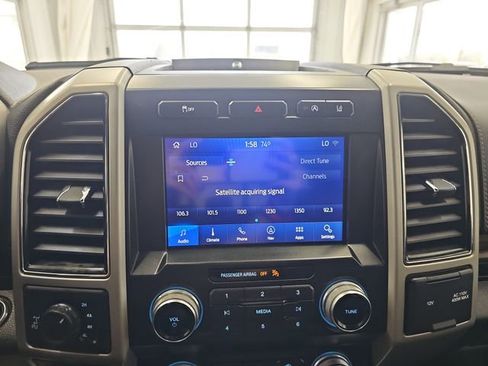 Used 2020 Ford F150 Lariat w/ Equipment Group 502A Luxury AWD/4WD image 18