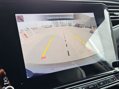 Used 2024 Jeep Wagoneer 4WD image 23