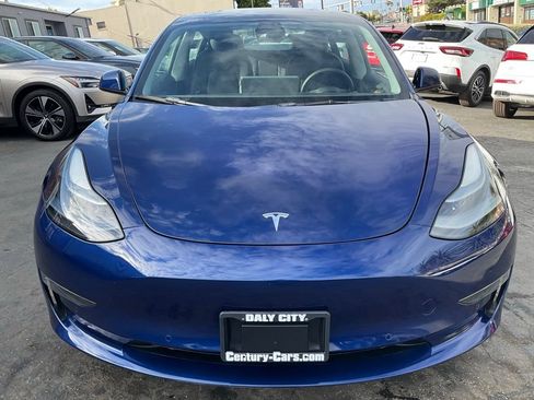 Used 2022 Tesla Model 3 RWD image 2