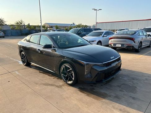 Used 2025 Kia K4 GT-Line w/ GT-Line Premium Package FWD image 4