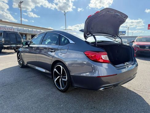 Used 2018 Honda Accord Sport image 35