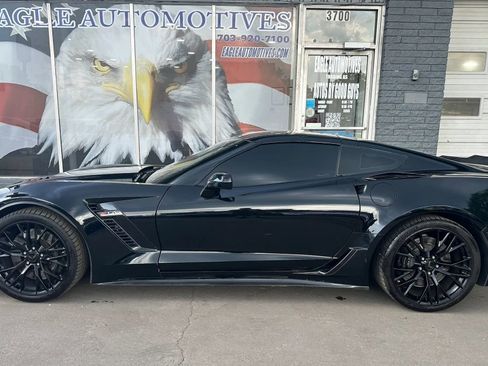 Used 2017 Chevrolet Corvette Z06 RWD image 6
