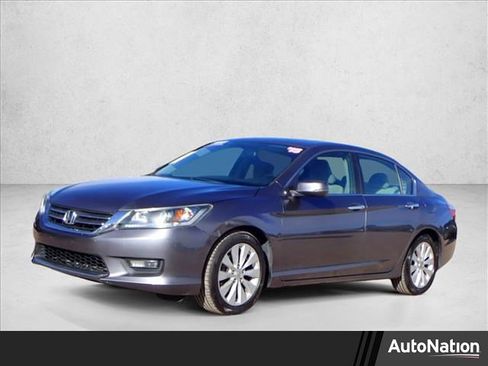 Used 2015 Honda Accord EX image 1