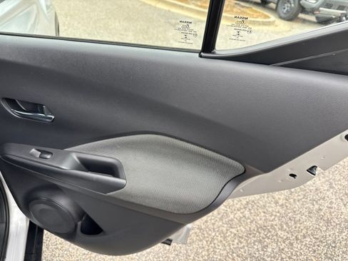 Used 2020 Nissan Kicks SV FWD image 14