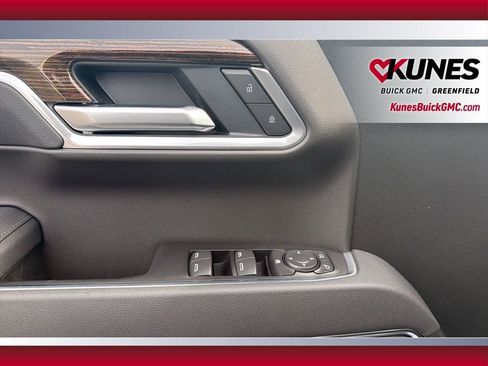 New 2026 GMC Sierra 1500 Elevation image 32