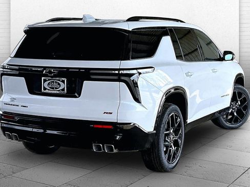 New 2026 Chevrolet Traverse RS w/ LPO, Floor Liner Package image 15