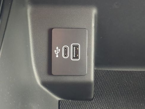 New 2025 Ford F150 Lightning Flash AWD/4WD image 20