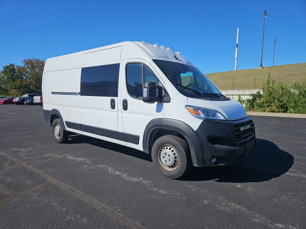 Used 2025 RAM ProMaster 3500 w/ Crew Van Package FWD image 7