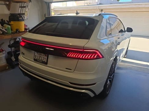 Used 2023 Audi Q8 Premium Plus AWD/4WD image 4